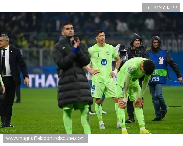 巴萨引援策略表现波动,补强与妥协因素交织,是否面临赛季挑战稳定性考验