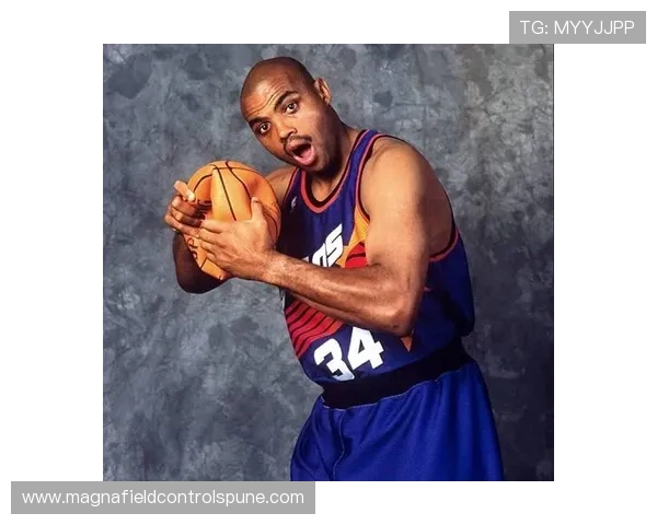 查尔斯·巴克利对比劳伦斯·弗兰克，内线篮板争抢效率明显领先